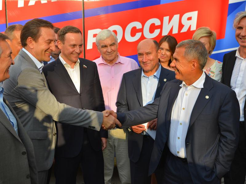 ​Рустам Минниханов на встрече с кандидатами «Единой России»: Наша задача – быть среди людей.