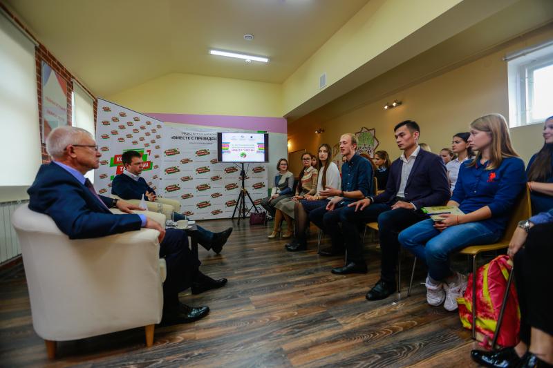 ​«Команда Татарстана» представила сенатору Олегу Морозову лучшие молодежные инициативы