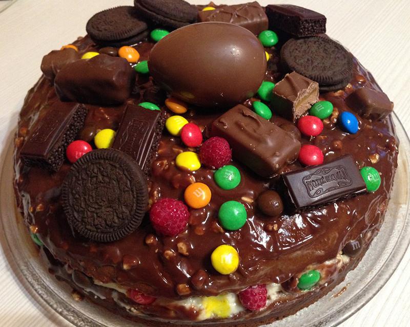 Шоколадный торт детский