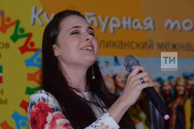 Эльмира Калимуллина выступила на концерте Съезда народов Татарстана