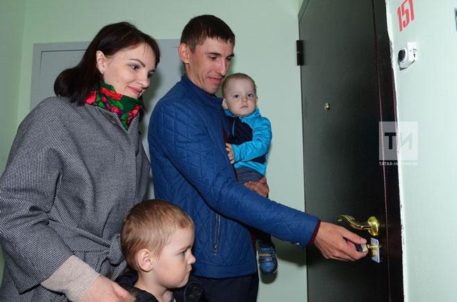 В Казани прошло торжественное заселение в дом №1 жилого района «М-14»