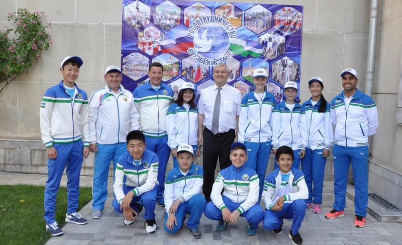 В РЦНК в Ташкенте прошла встреча с участниками III Всемирных игр юных соотечественников