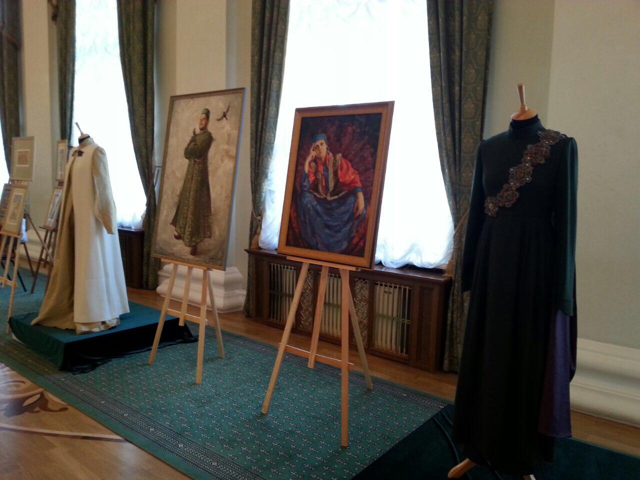 Уникальную выставку татарских художников посетил сегодня Президент Татарстана