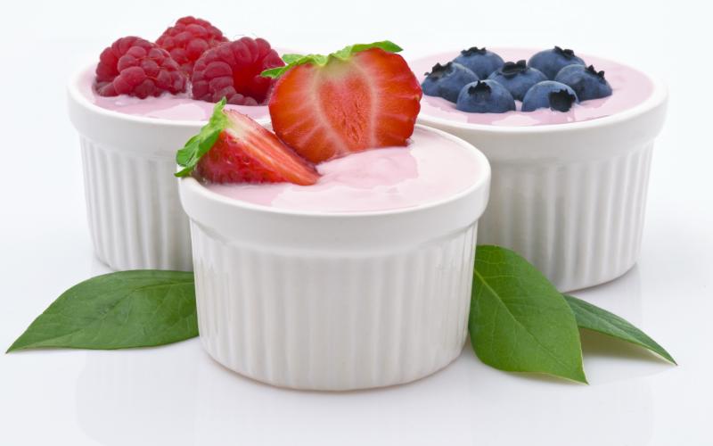 ​Җиләкле йогурт (десерт)