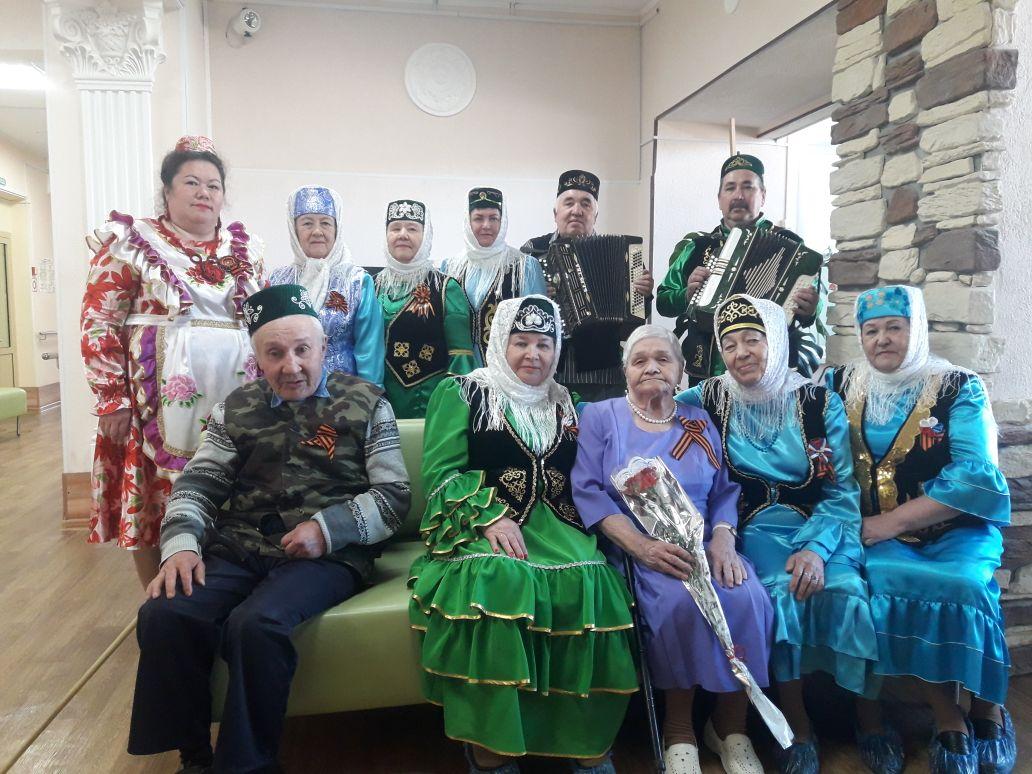 ХМАО-Югра төбәгендә яшәүче татарлар 9 май - Бөек Җиңү бәйрәмендә