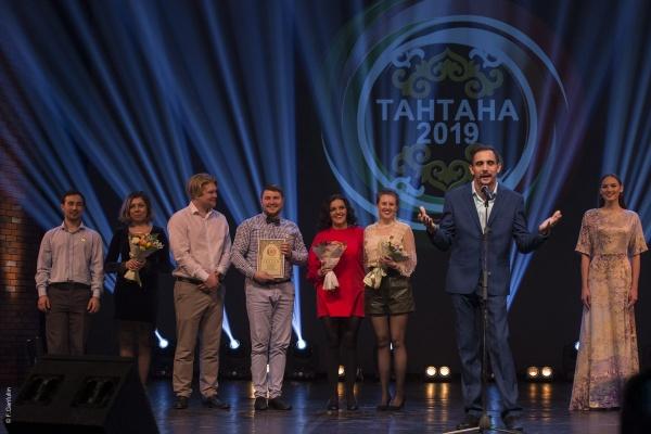 «Тантана» премиясе: Миңнехановка пародия, театр Алласы, аптыраган жюри