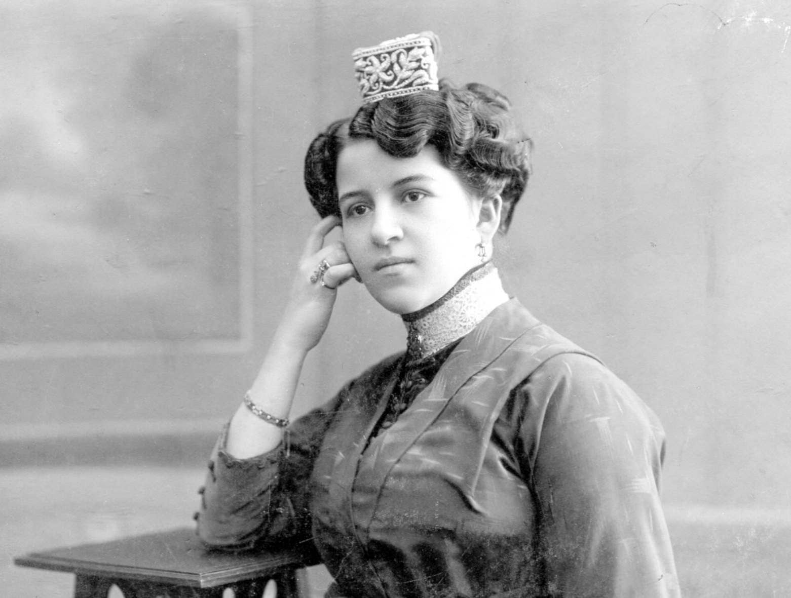 Зәйнәп Хәсәни