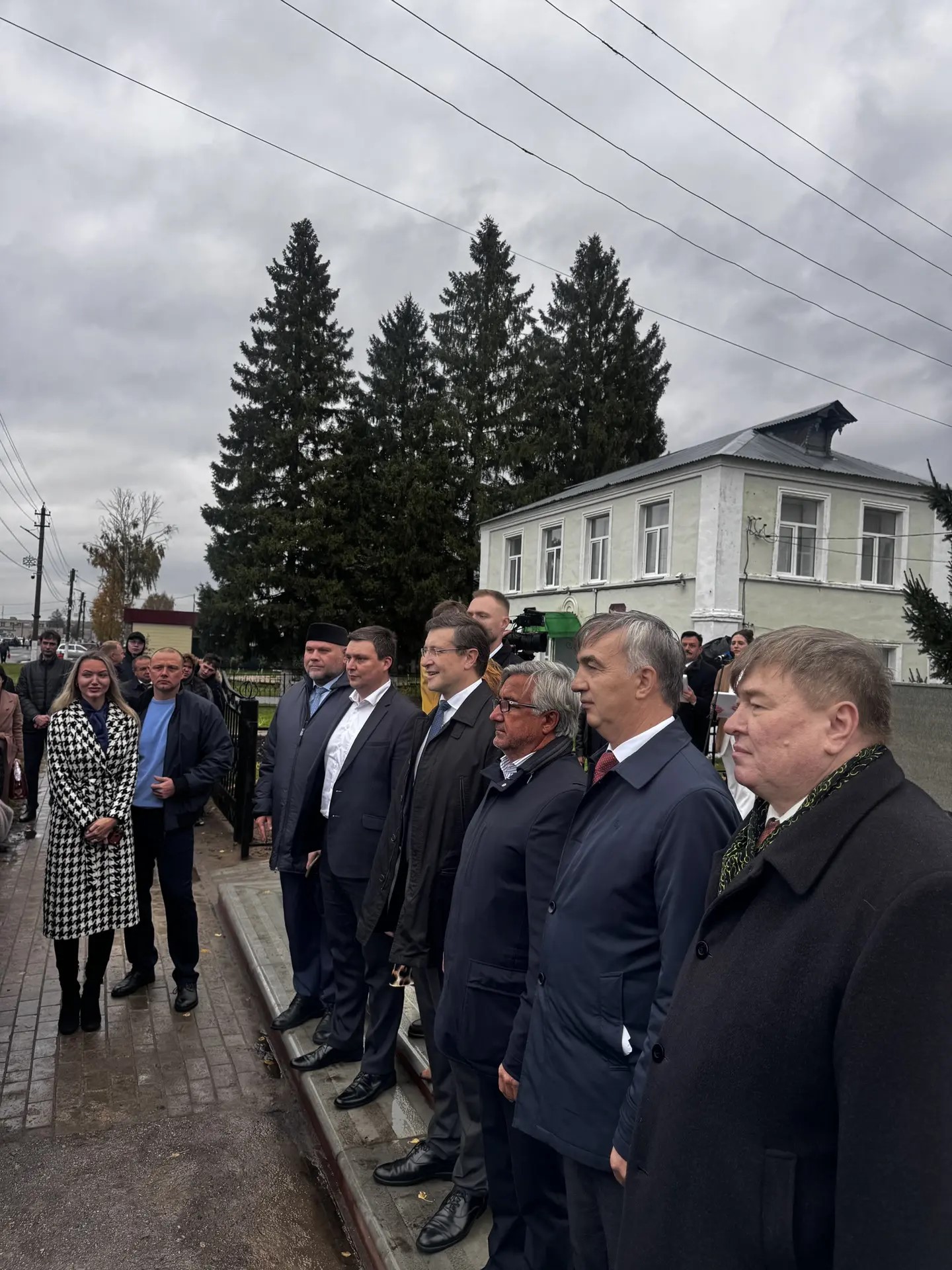 Түбән Новгород өлкәсендә Кави Нәҗмигә һәйкәл ачылды