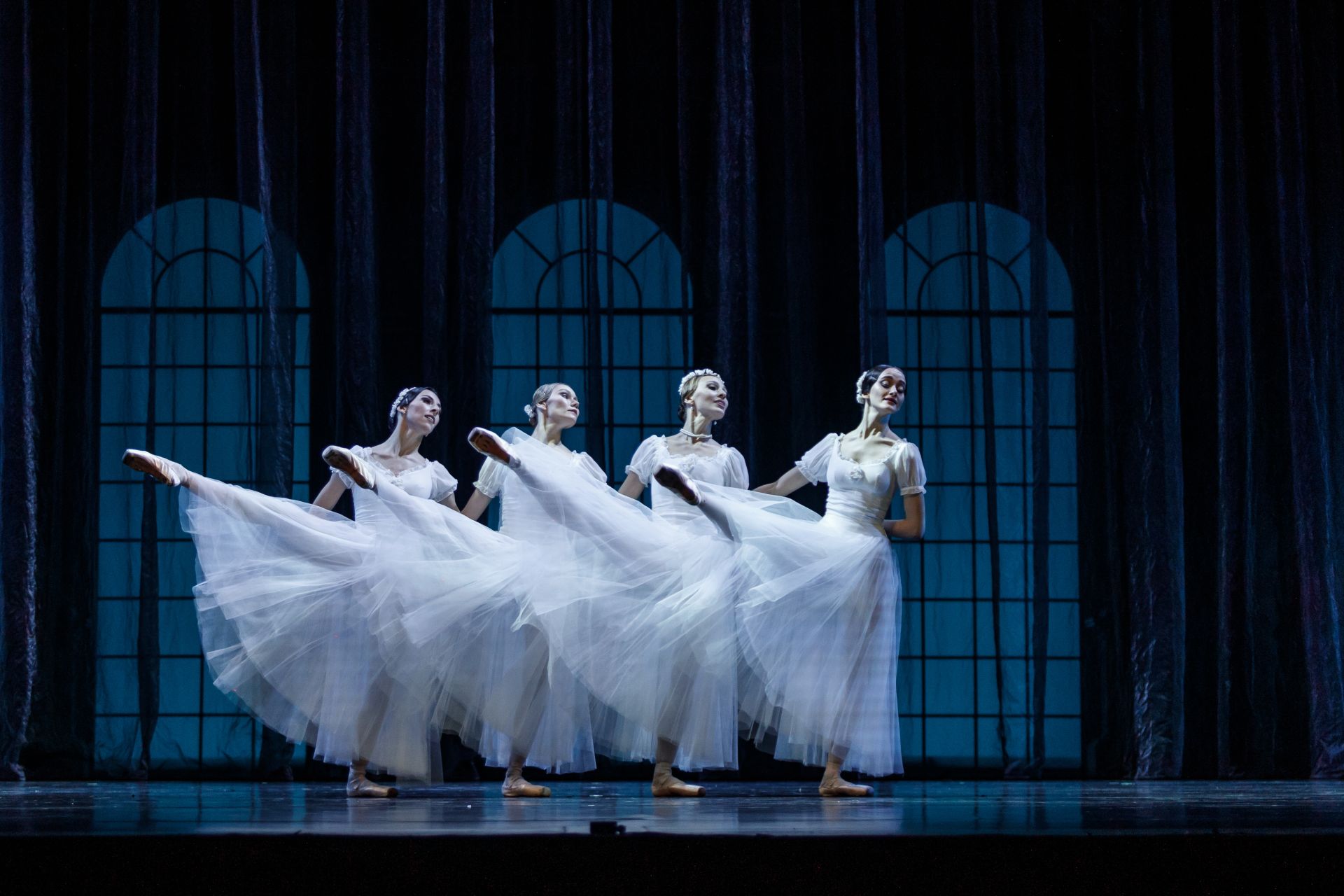 Рудольф Нуриев исемендәге халыкара классик балет фестивале сәхнәсендә – «Шүрәле» авторларының берсе