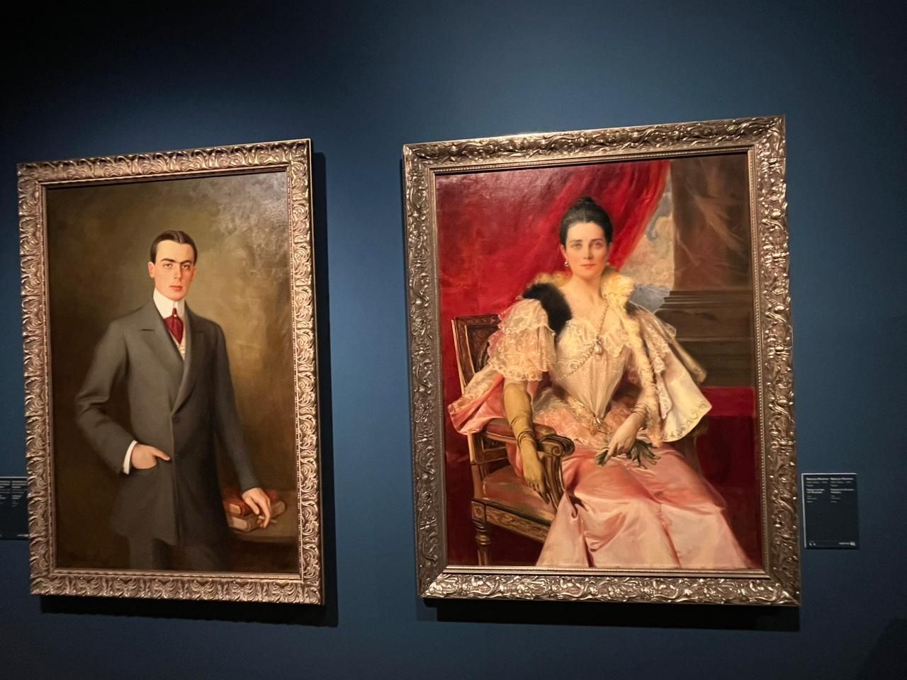 Сөембикә ханбикә бишек җыры җырлый