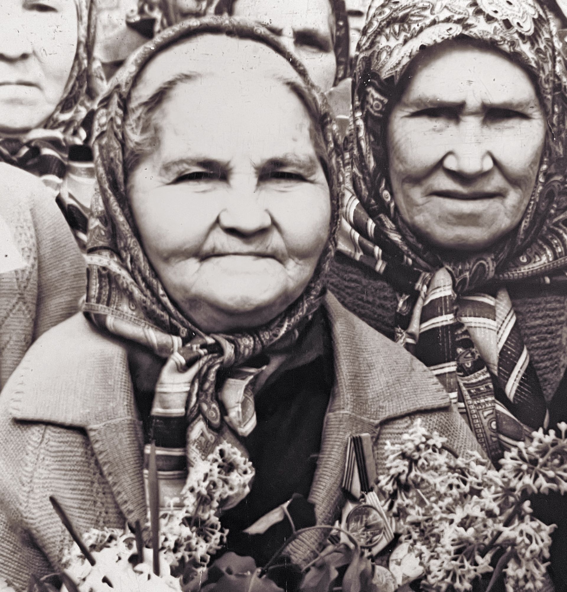 Әбиле йортта үстек без