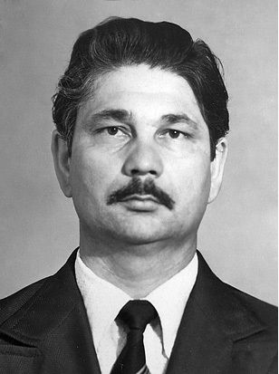 Хәлил Мәхмүтов: «Минем аера торган хатыным, ташлый торган әнием юк...»