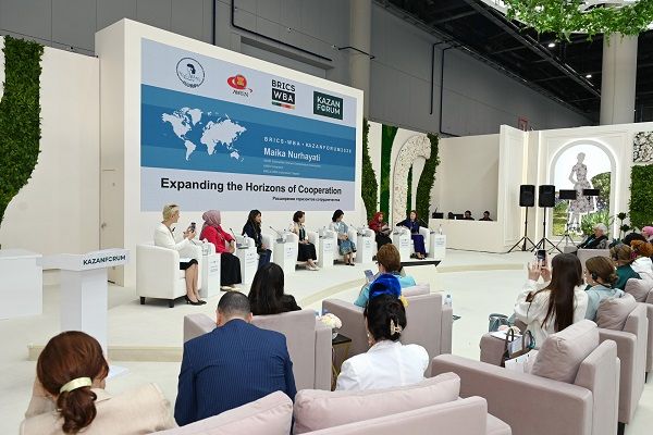 Рузилә Тимергалиева: «Ясалма интеллект эшмәкәрләрне бик күп вак-төяк эшләрдән коткара»