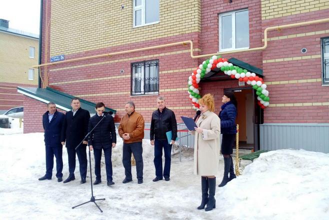 27 семей в Высокогорском районе РТ получили квартиры по программе соципотеки