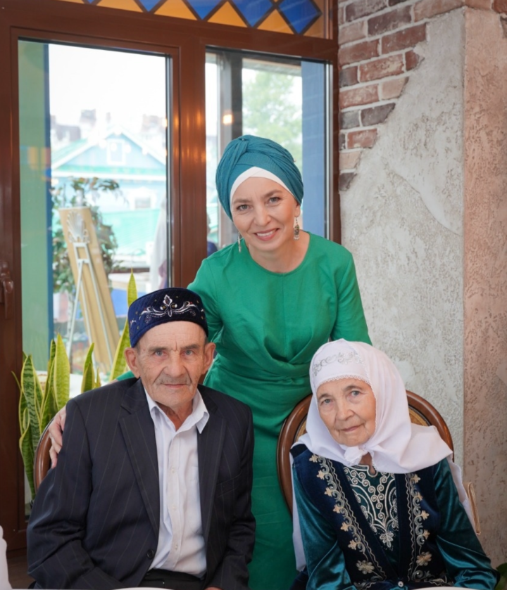 Әтисез беренче иртә...