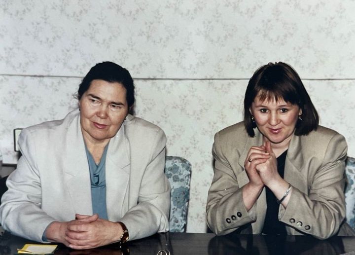 Кызыклы еллар, кызыклы шәхесләр 13